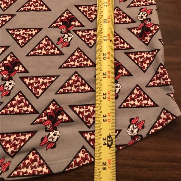 LULAROE ‘Randy’ 3/4 Sleeve Disney Minnie Mouse XXS - Picture 7 of 7